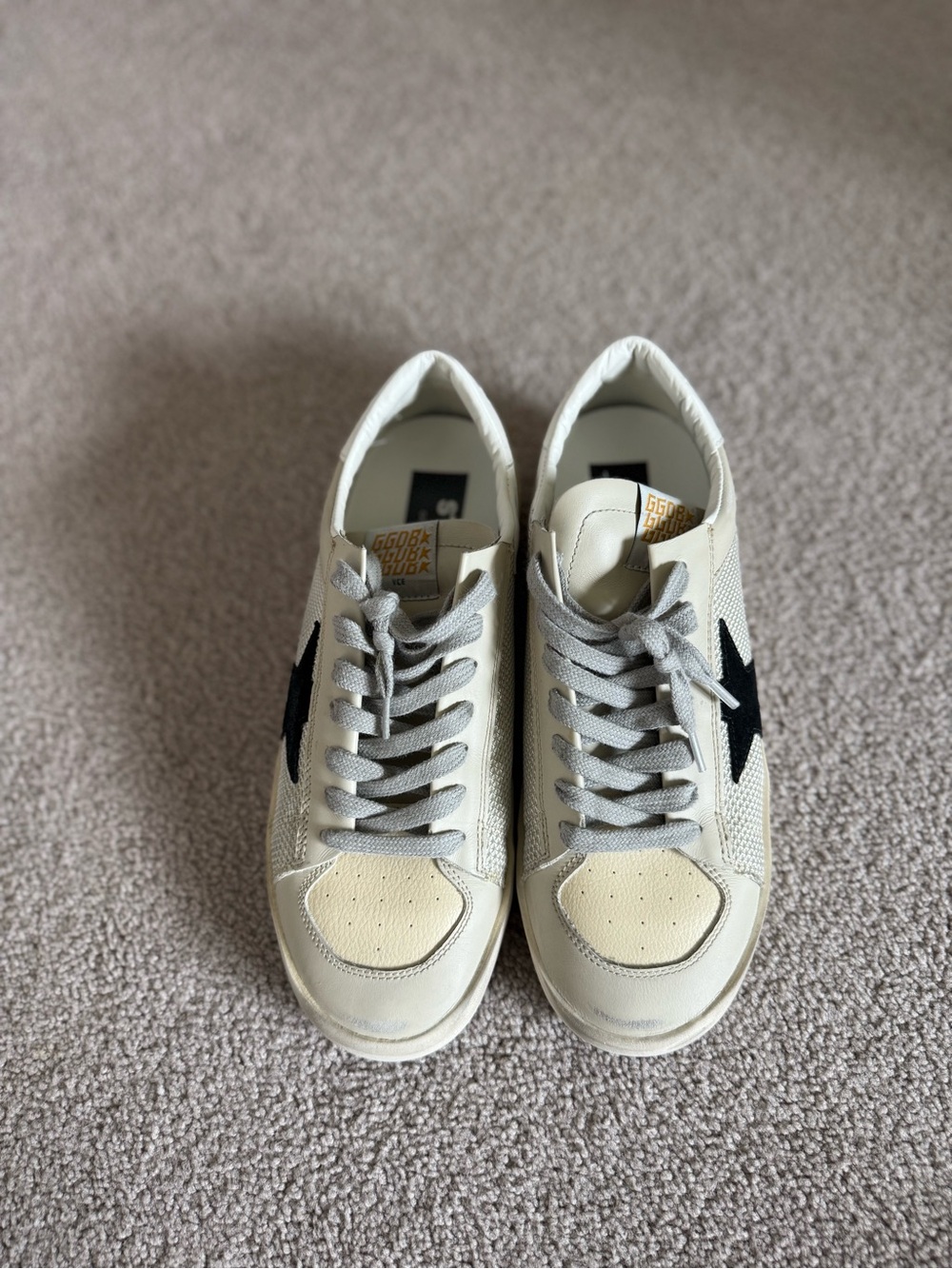 Golden Goose Stardan White Sneakers with Black Star - Picture 3 of 6